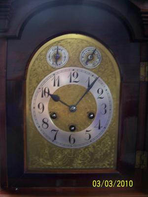 RELOJ CARILLON DE SOBREMESA DE MADERA