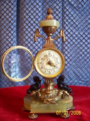RELOJ DE SOBREMESA DE BRONCE