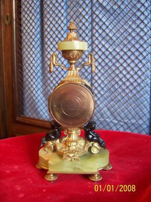 RELOJ DE SOBREMESA DE BRONCE