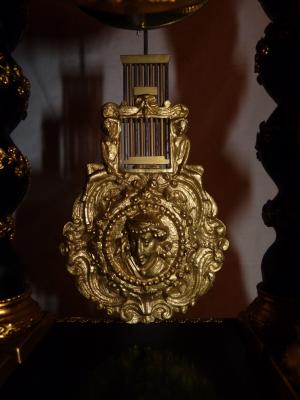 RELOJ FRANCES DE COLUMNAS