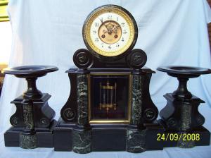 RELOJ DE MARMOL CON COPAS, foto ampliada en nueva ventana